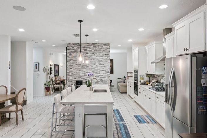 Image No.21-5 Bed House for sale