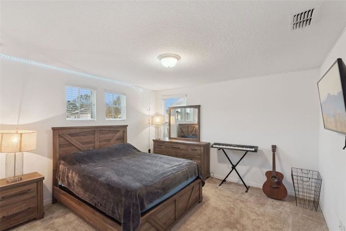 Image No.33-5 Bed House for sale