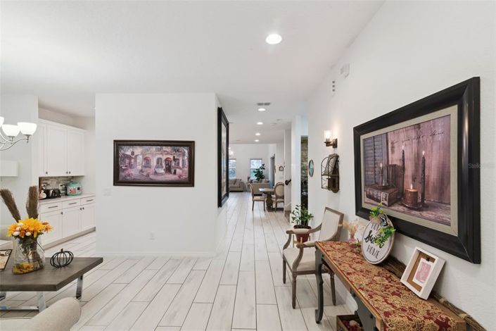 Image No.9-5 Bed House for sale