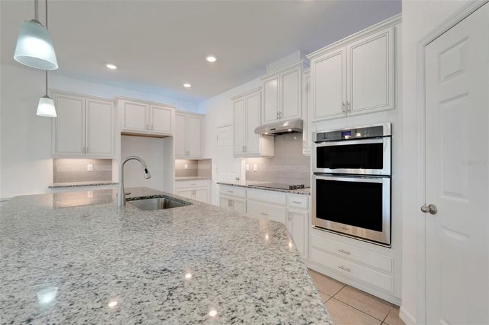 Image No.11-5 Bed House for sale