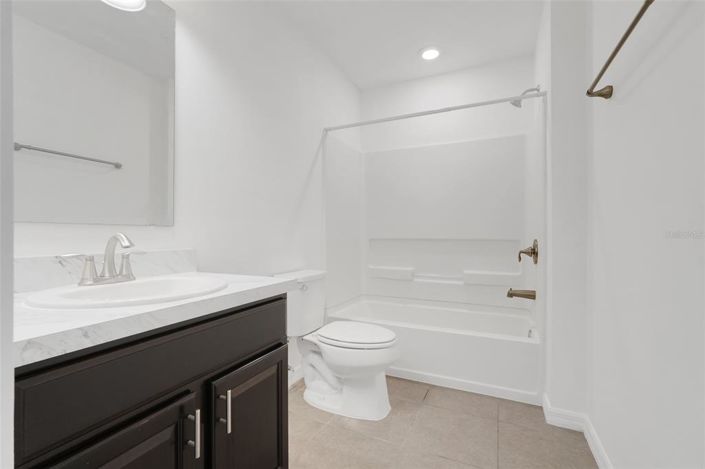 Image No.38-5 Bed House for sale