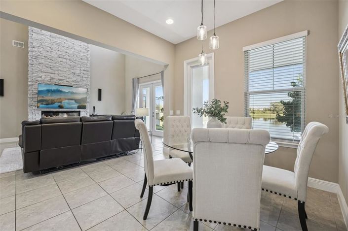 Image No.13-5 Bed House for sale