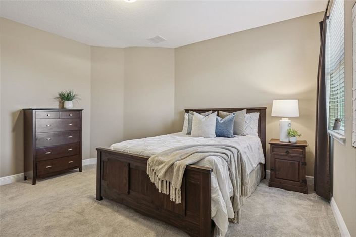 Image No.36-5 Bed House for sale