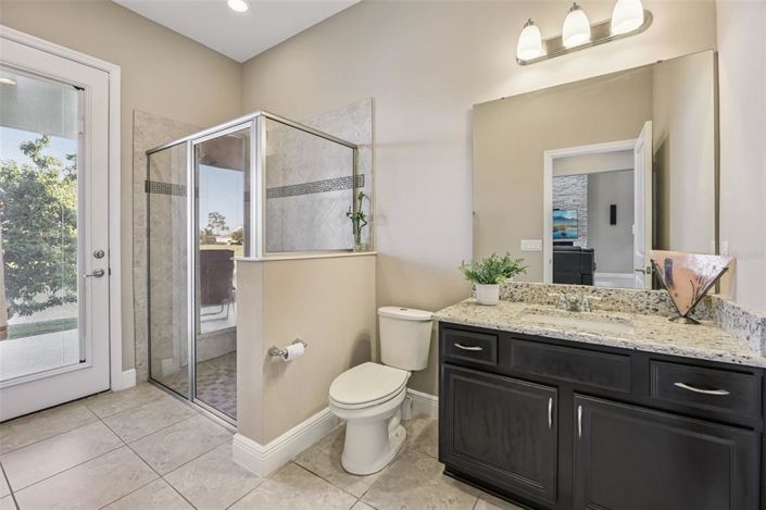 Image No.41-5 Bed House for sale