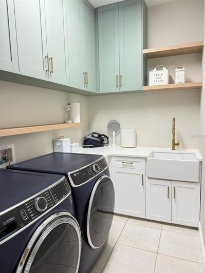 Image No.25-4 Bed House for sale