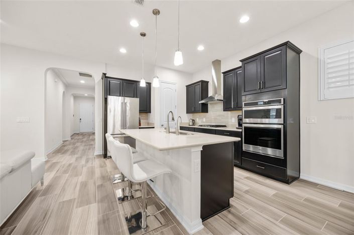 Image No.10-3 Bed House for sale