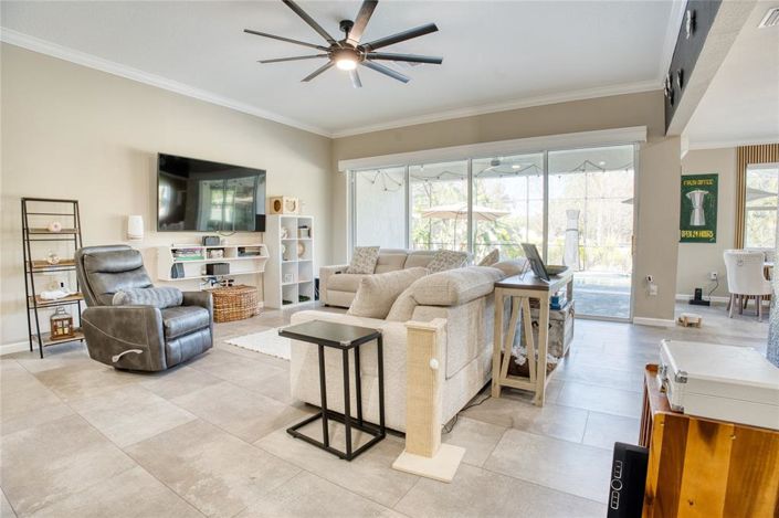 Image No.7-3 Bed House for sale