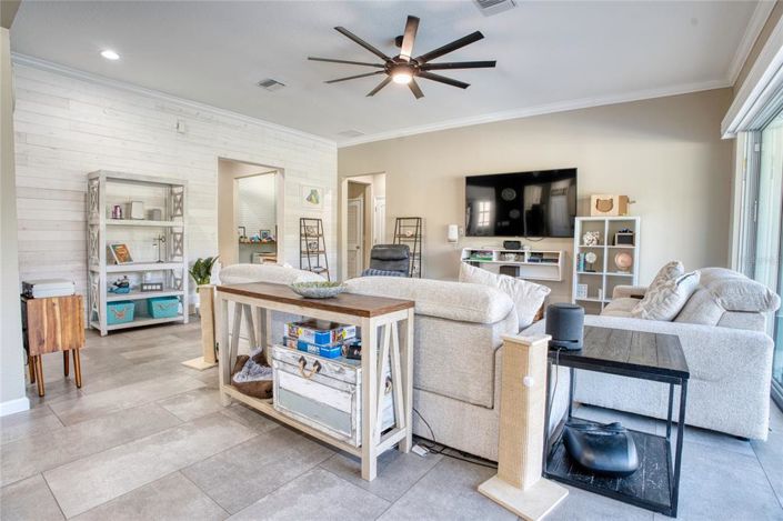 Image No.8-3 Bed House for sale