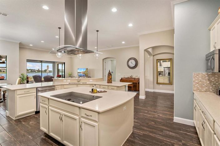 Image No.15-5 Bed House for sale