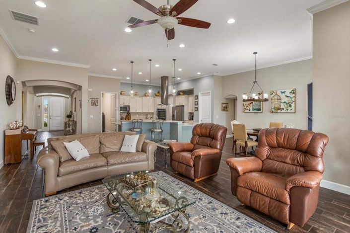 Image No.22-5 Bed House for sale