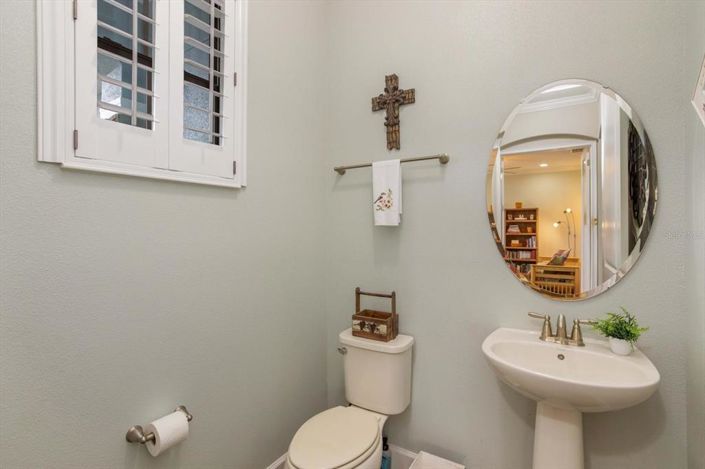 Image No.37-5 Bed House for sale