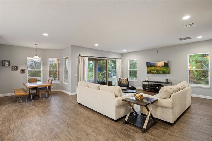 Image No.7-Maison de 4 chambres à vendre à Saint John