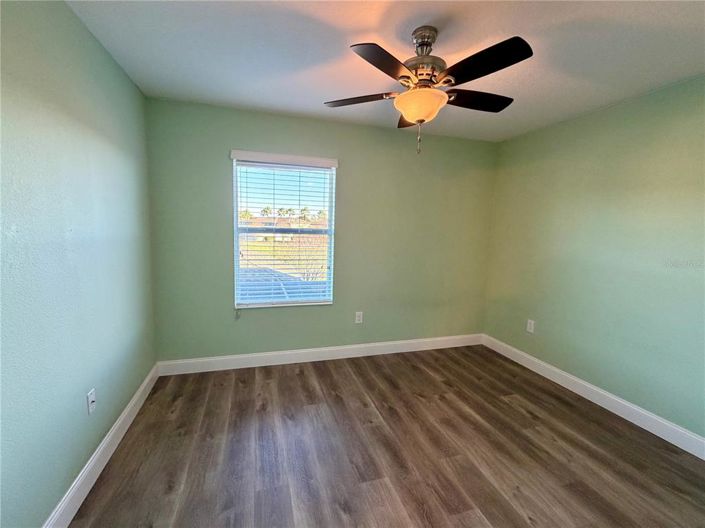 Image No.18-3 Bed Townhouse for sale