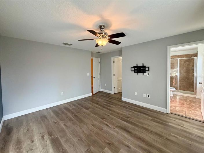 Image No.23-3 Bed Townhouse for sale