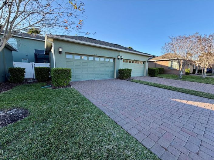 Image No.30-3 Bed Townhouse for sale