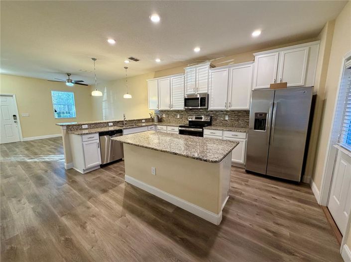 Image No.7-3 Bed Townhouse for sale