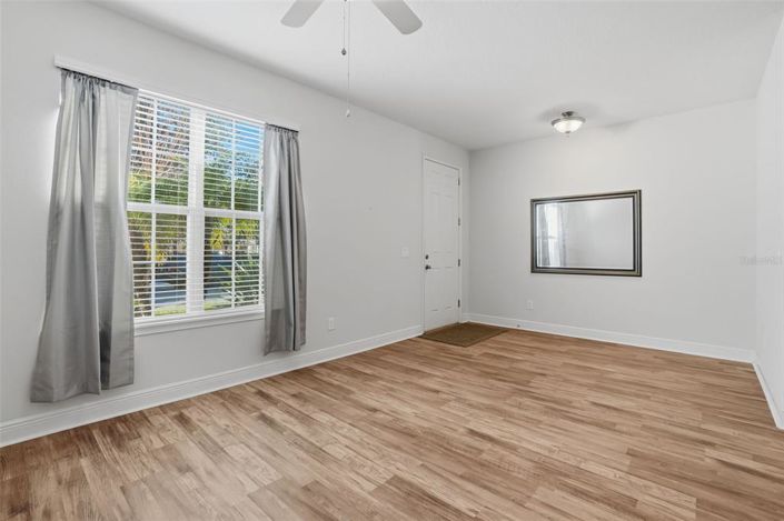 Image No.4-3 Bed Townhouse for sale