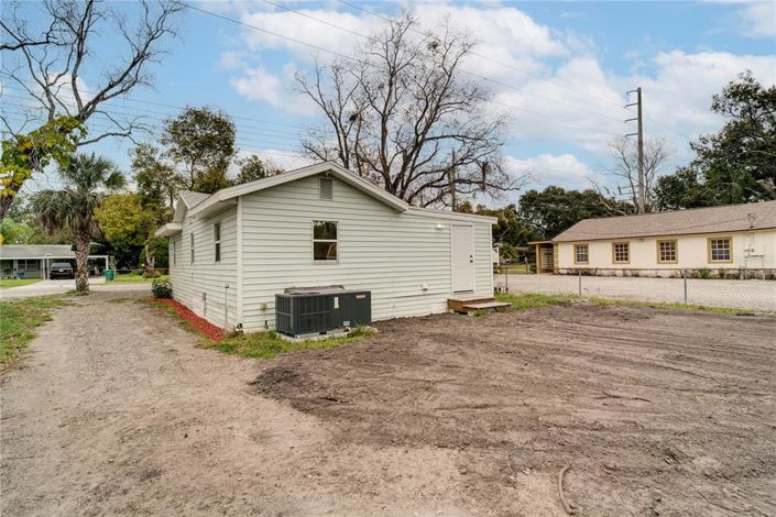 Image No.18-2 Bed House for sale