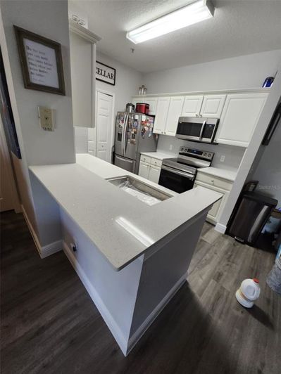 Image No.10-3 Bed Apartment for sale