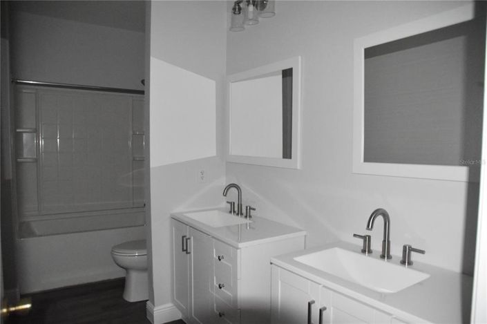 Image No.25-3 Bed Apartment for sale