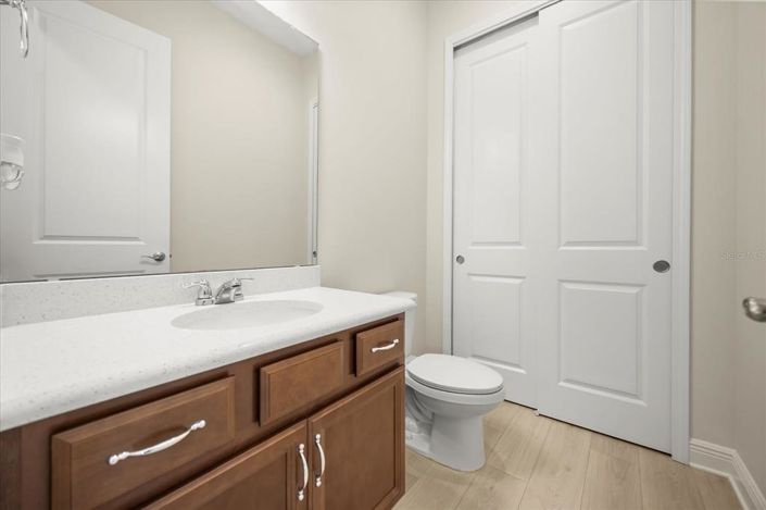 Image No.34-5 Bed House for sale