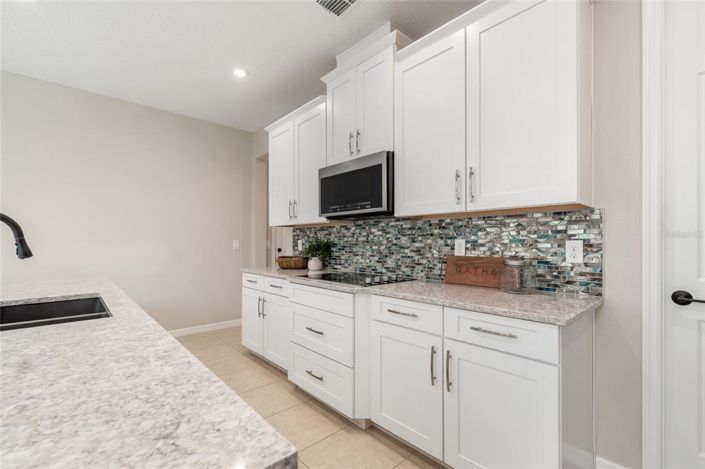 Image No.16-5 Bed House for sale