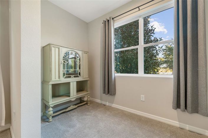 Image No.18-5 Bed House for sale