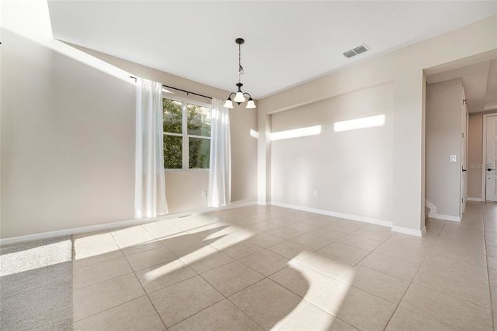 Image No.38-5 Bed House for sale