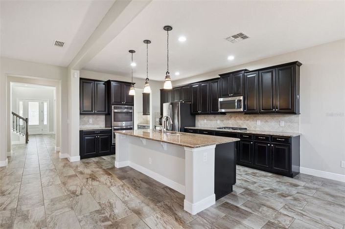 Image No.14-5 Bed House for sale