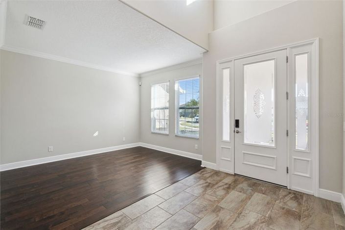 Image No.17-5 Bed House for sale