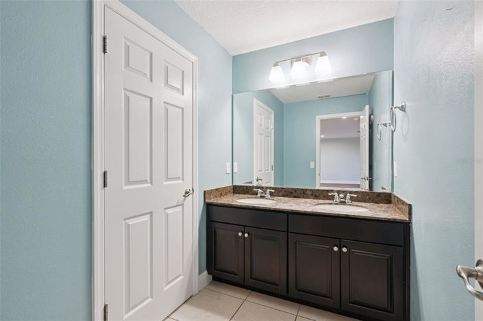 Image No.32-5 Bed House for sale