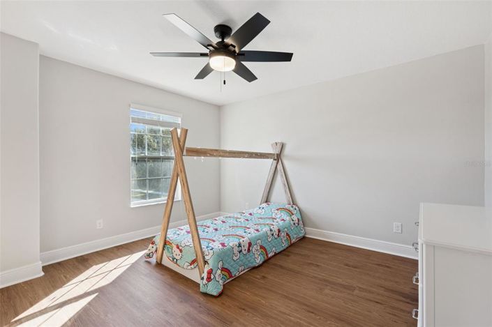 Image No.35-5 Bed House for sale