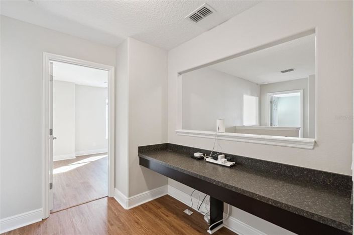 Image No.36-5 Bed House for sale