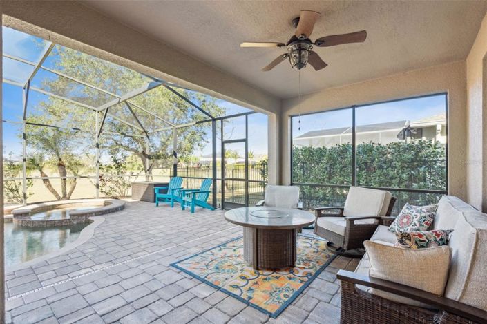 Image No.5-6 Bed House for sale