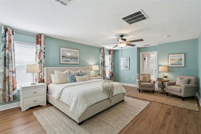 Image No.6-5 Bed House for sale