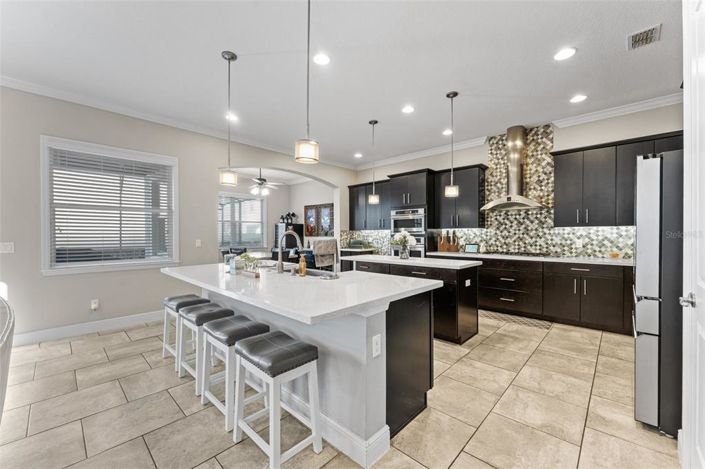 Image No.6-7 Bed House for sale