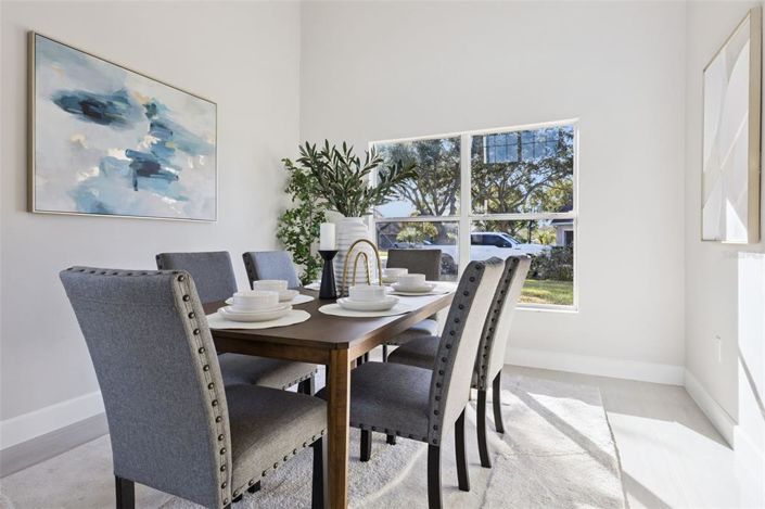 Image No.8-4 Bed House for sale