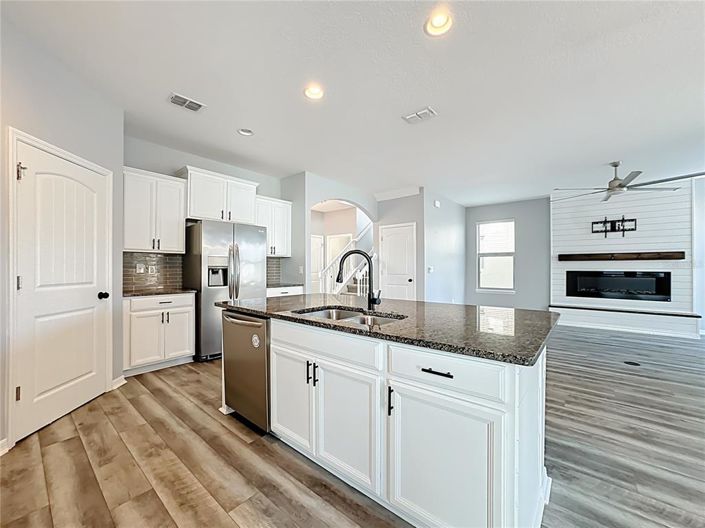 Image No.13-3 Bed House for sale