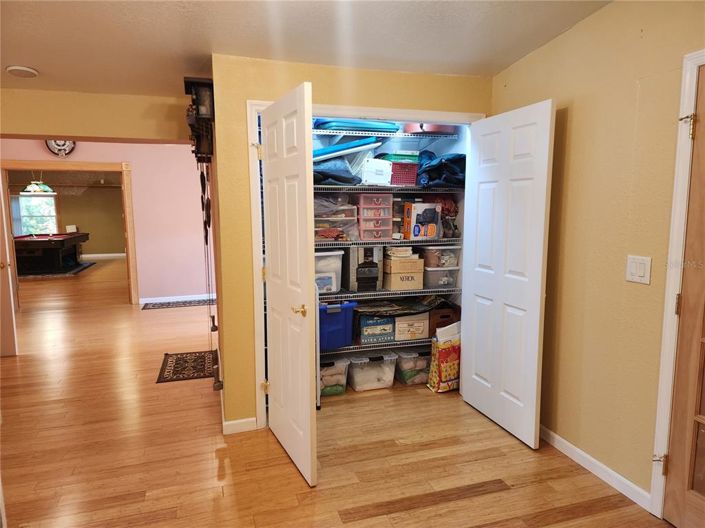 Image No.16-4 Bed House for sale