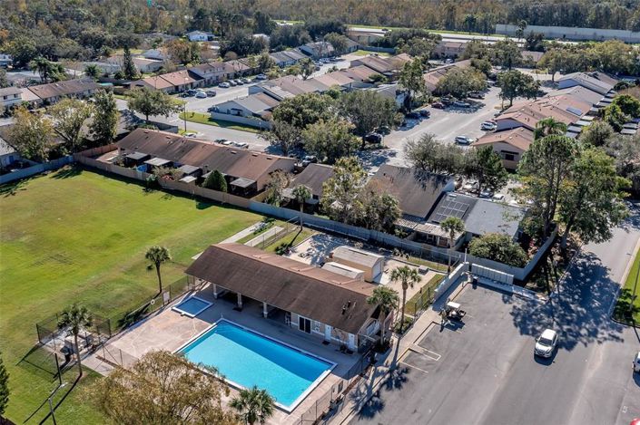 Image No.21-3 Bed Townhouse for sale