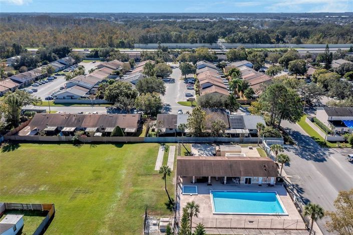 Image No.23-3 Bed Townhouse for sale