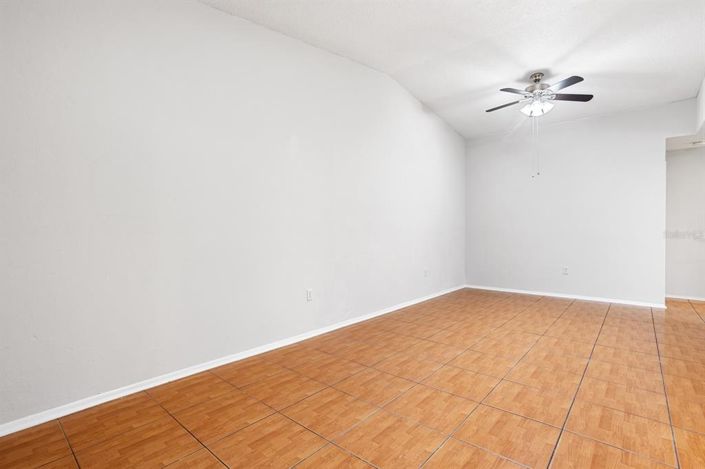 Image No.7-Maison de ville de 3 chambres à vendre à Saint John