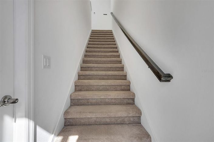 Image No.17-5 Bed House for sale