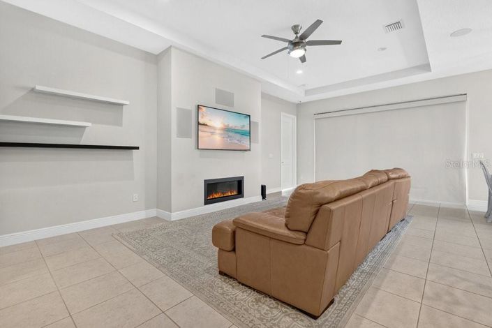 Image No.8-3 Bed House for sale