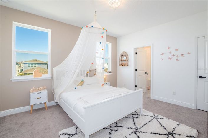 Image No.19-4 Bed House for sale