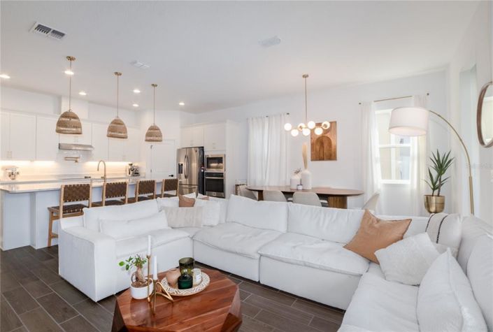 Image No.3-4 Bed House for sale