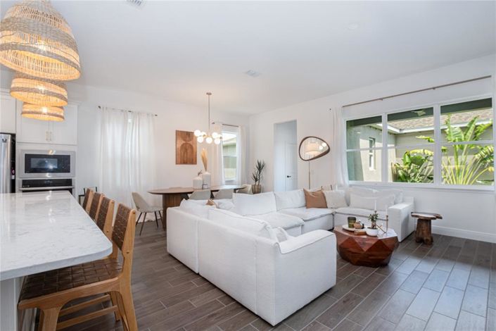 Image No.4-4 Bed House for sale