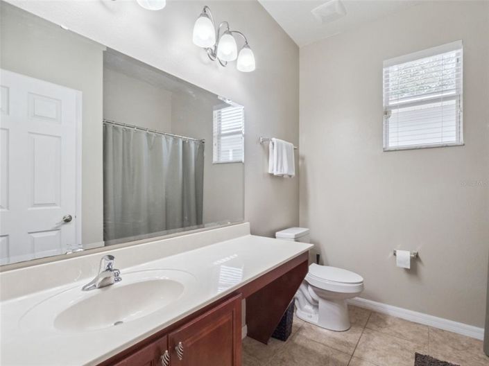 Image No.16-4 Bed House for sale