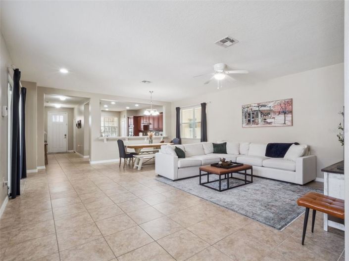 Image No.6-4 Bed House for sale