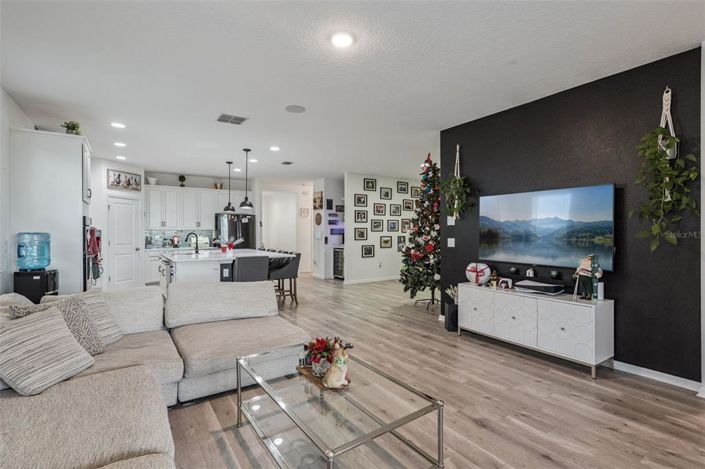 Image No.10-4 Bed House for sale